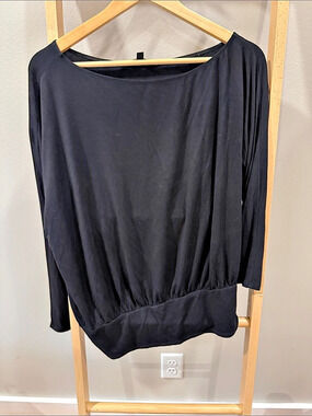 up! Long Sleeve Top in Black Size Medium